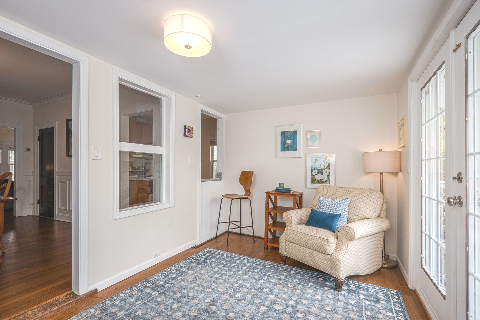 1204 Madison Street Evanston, IL 60202 - Photo 24 of 56 a living room with furniture and a window