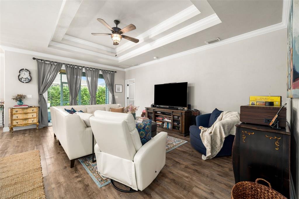 1724 Southwest 70th Terrace Gainesville, FL 32607 - Photo 6 of 42 Gallery Image 6