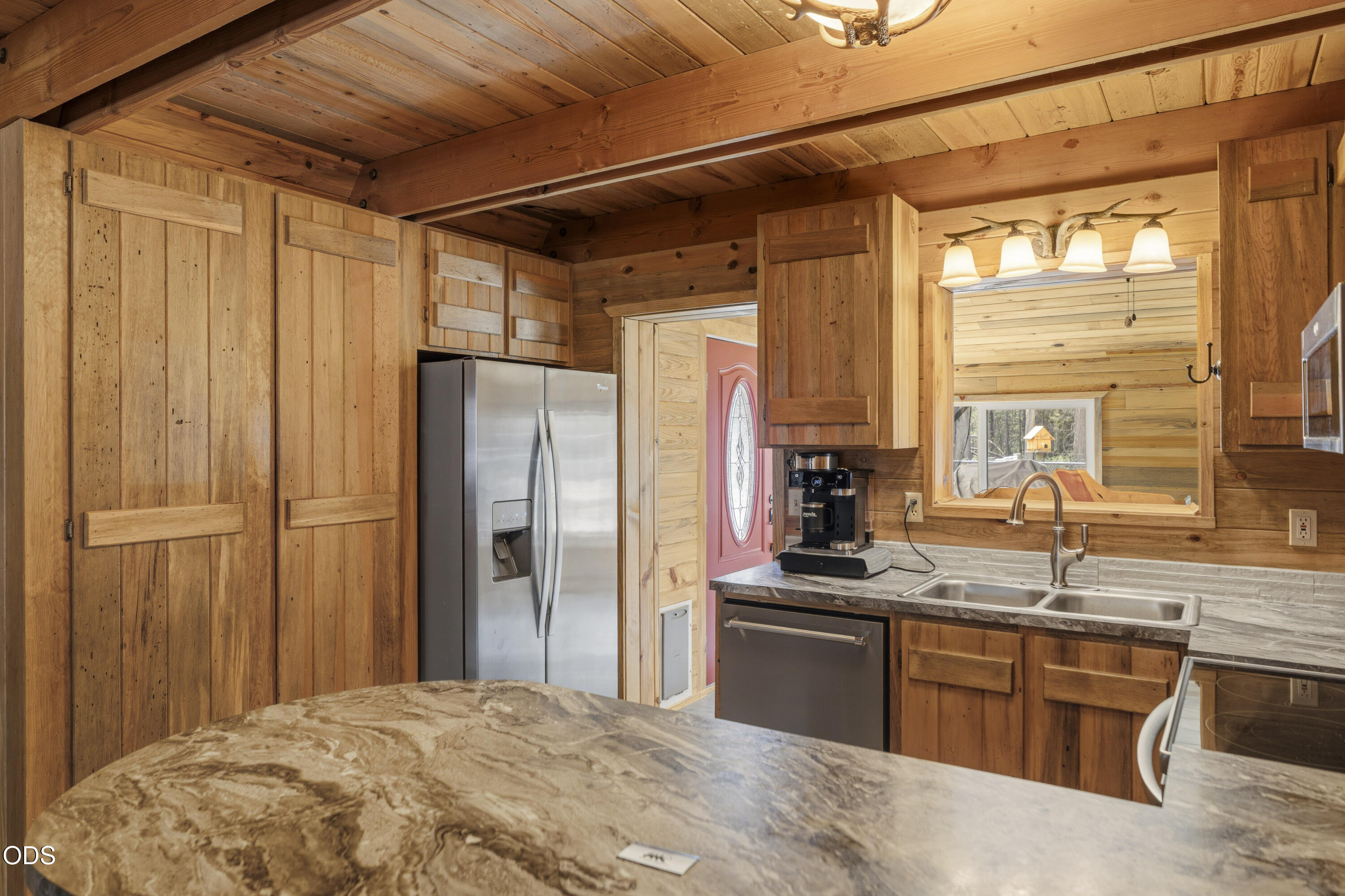 53619 Day Road La Pine, OR 97739 - Photo 13 of 25