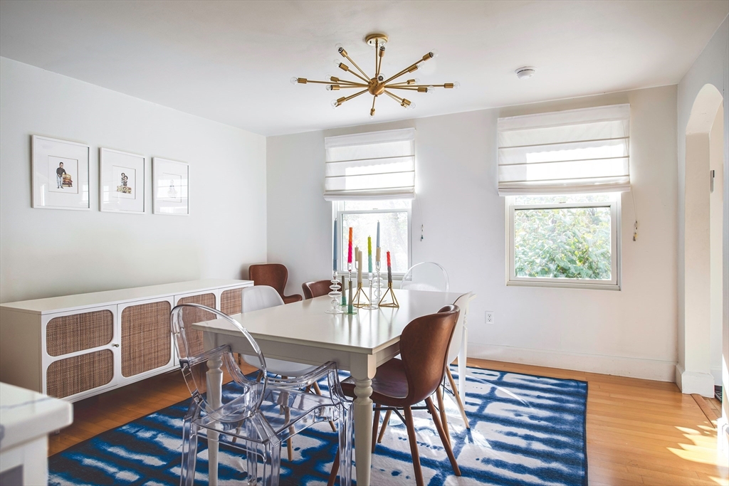 8 Old Essex Road Ipswich, MA 01938 - Photo 3 of 42 a dining room with furniture and window