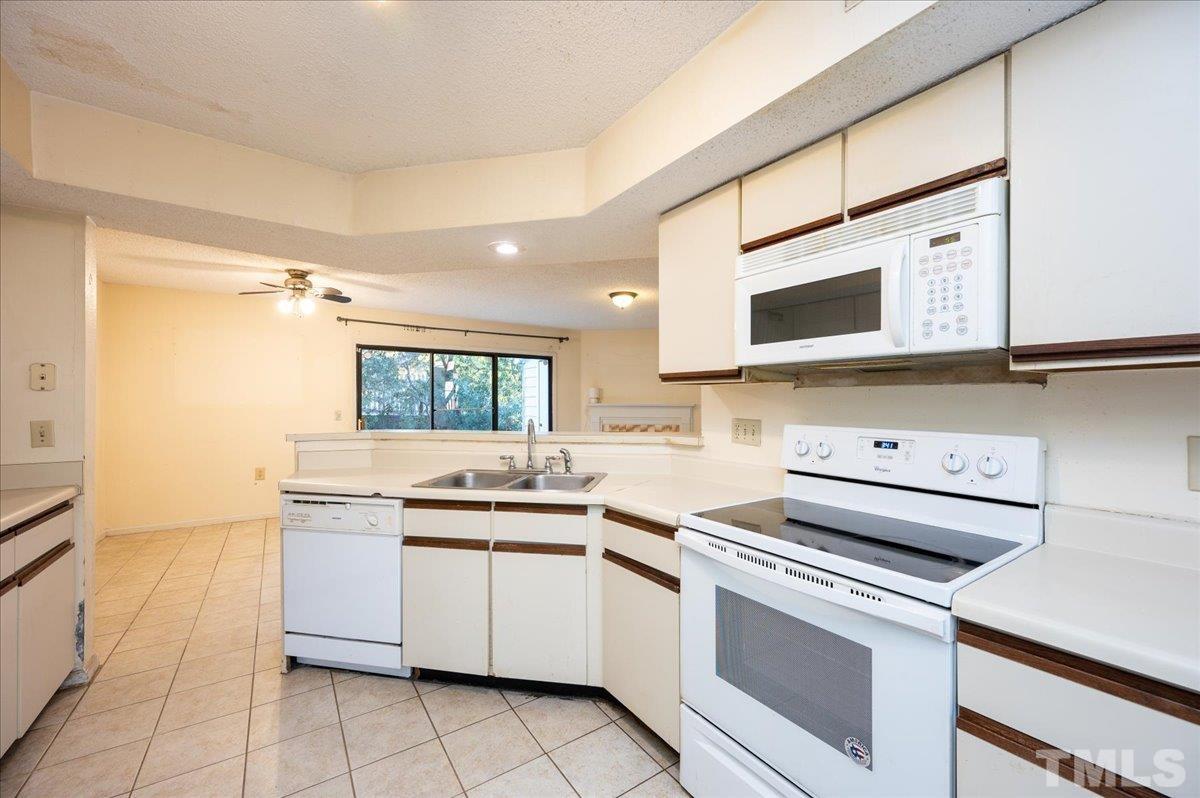 7649 Falcon Rest Circle, Unit 7649 Raleigh, NC 27615 - Photo 15 of 21 Gallery Image 15