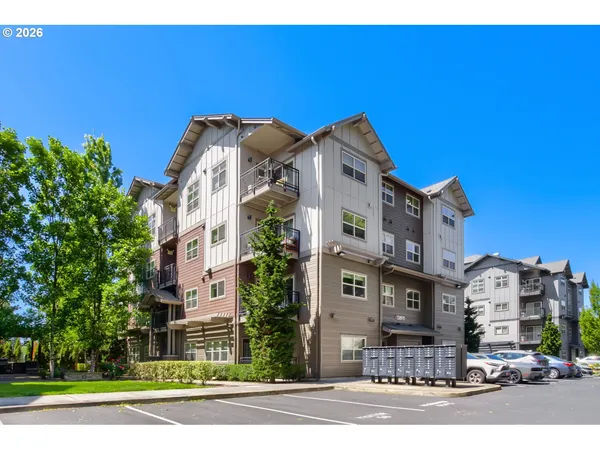 $304,000 | 13895 Southwest Meridian Street, Unit 312, Beaverton, OR 97005