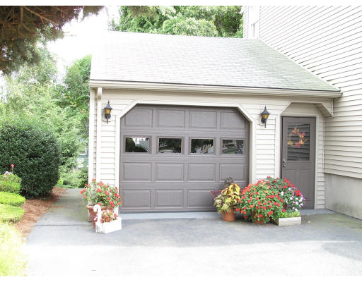 20 Doane Road Medford, MA 02155 - Photo 4 of 16 Gallery Image 4