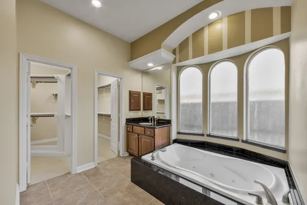 $695,000 | 10410 Kilbride Way Court, Spring, TX 77379