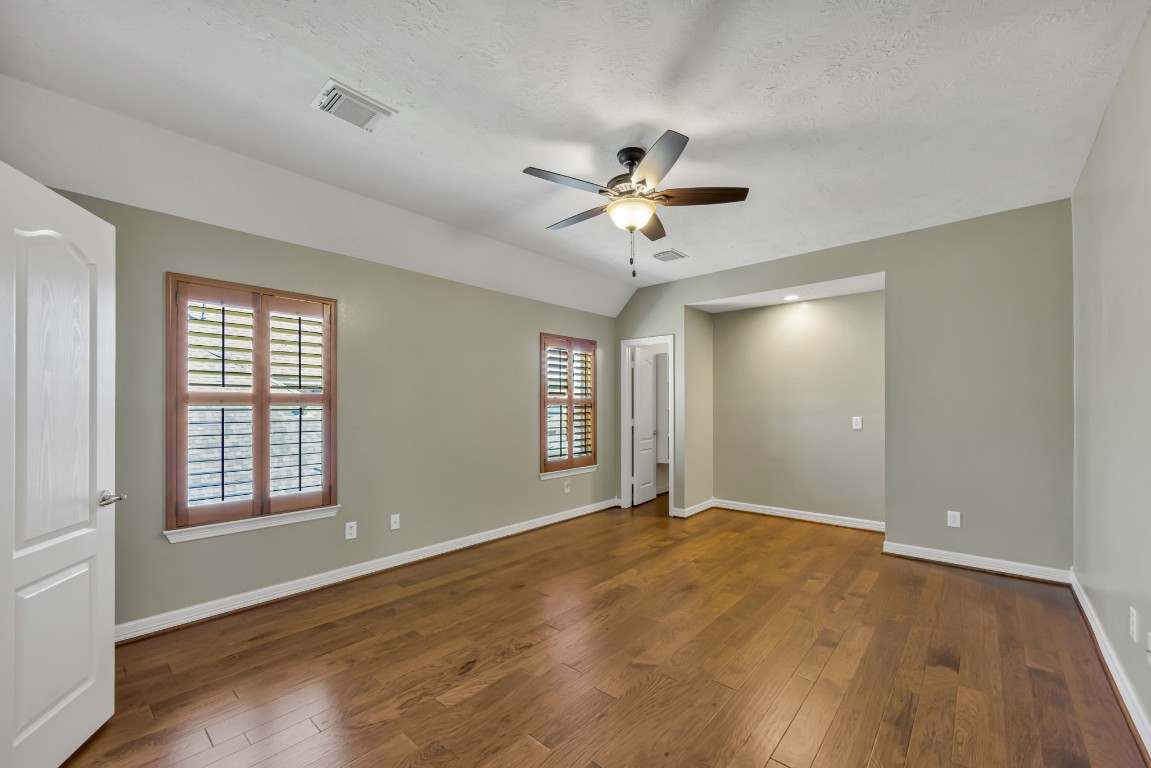 10410 Kilbride Way Court Spring, TX 77379 - Photo 25 of 49 Incredibly spacious secondary bedrooms with walk-in closets!