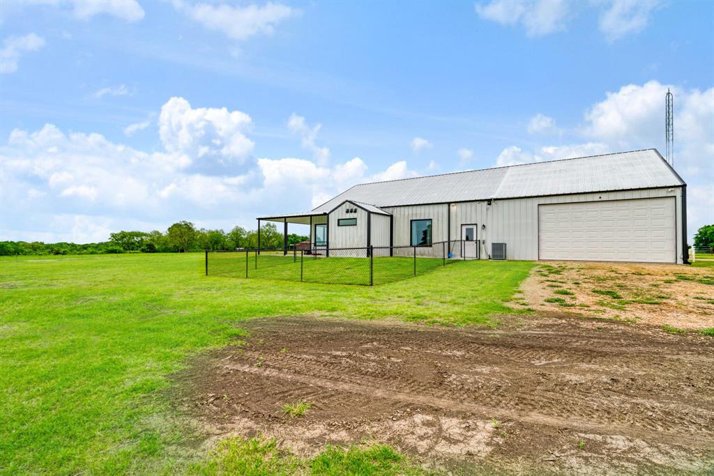 815 County Road Paris, TX 75462 - Photo 21 of 30