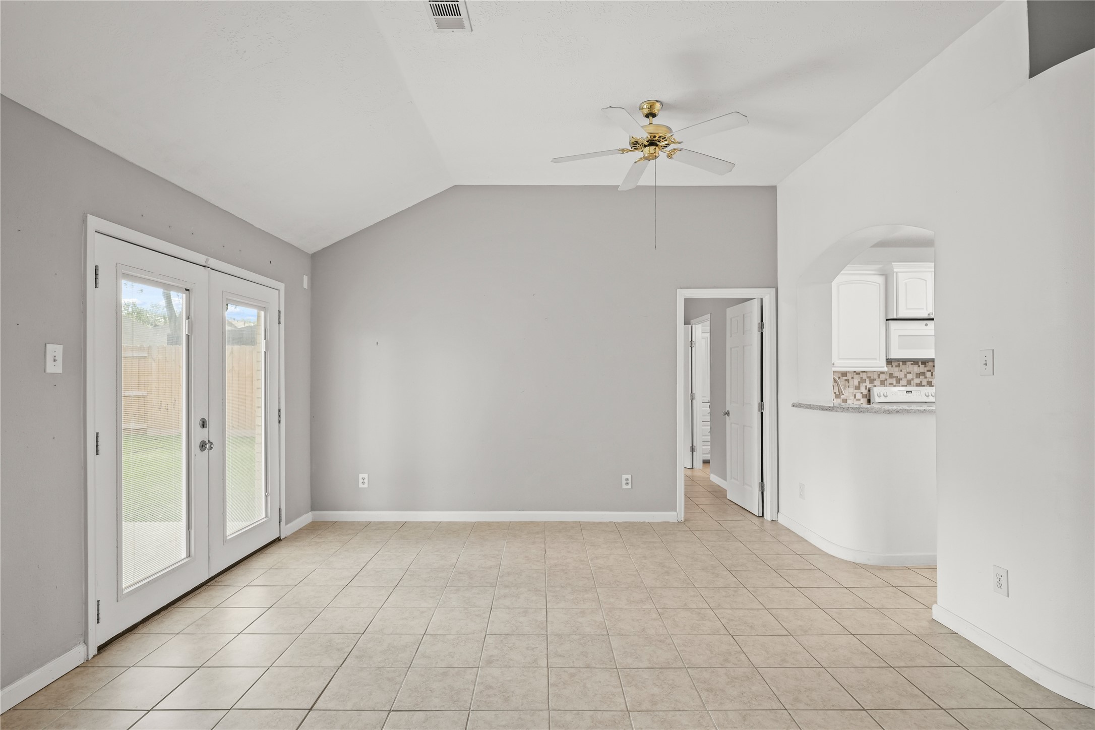 8134 Blue Jay Street Baytown, TX 77523 - Photo 14 of 31 a view of an empty room