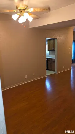 $84,990 | 6831 North Frostwood Parkway, Unit 82, Peoria, IL 61615