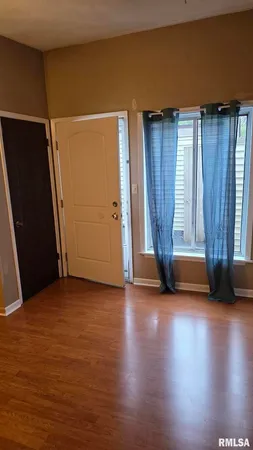 $84,990 | 6831 North Frostwood Parkway, Unit 82, Peoria, IL 61615