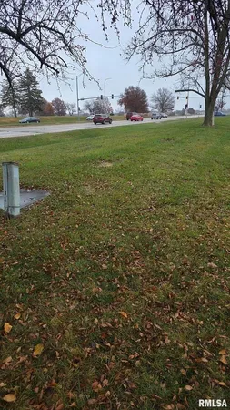 $84,990 | 6831 North Frostwood Parkway, Unit 82, Peoria, IL 61615