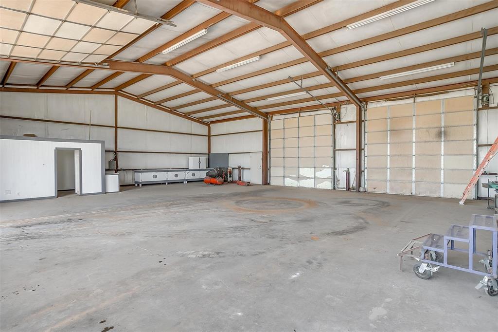 1841 West Highway 199 Springtown, TX 76082 - Photo 12 of 21