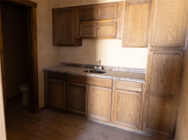 $1,145,000 | 600 North E Avenue, Kermit, TX 79745