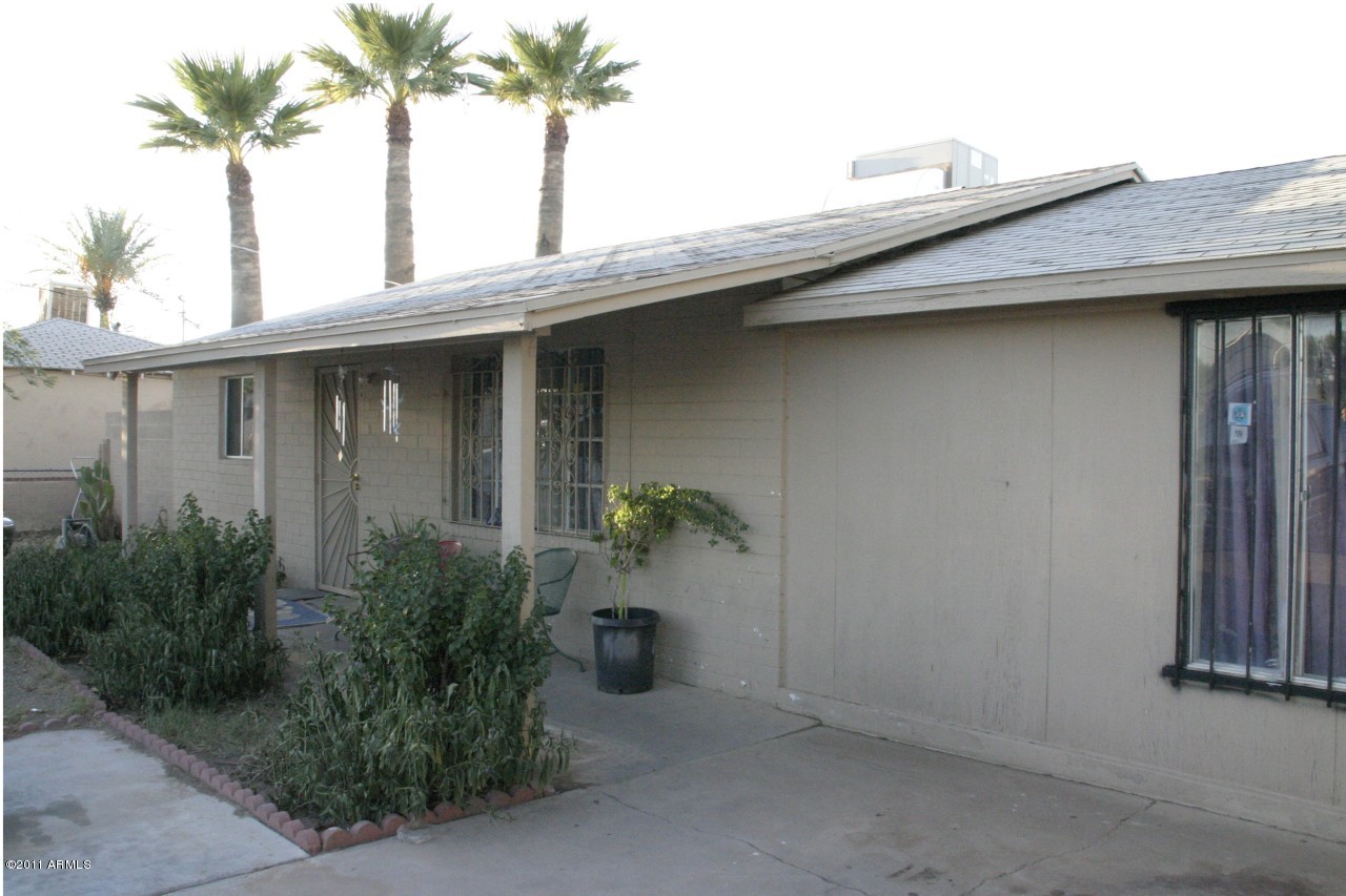 738 East Roeser Road Phoenix, AZ 85040 - Photo 1 of 5 Front
