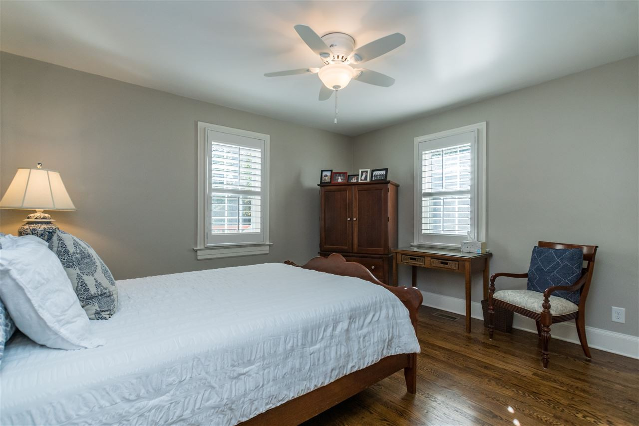 2817 Mayview Road Raleigh, NC 27607 - Photo 13 of 26 Photo 14