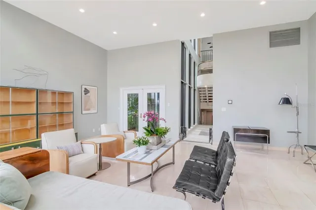 $3,400,000 | 825 Bayshore Boulevard, Unit 1/2, Tampa, FL 33606