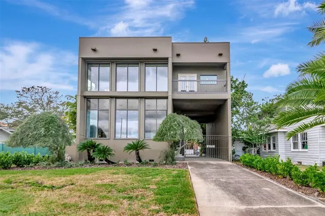 $3,400,000 | 825 Bayshore Boulevard, Unit 1/2, Tampa, FL 33606