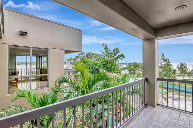 $3,400,000 | 825 Bayshore Boulevard, Unit 1/2, Tampa, FL 33606