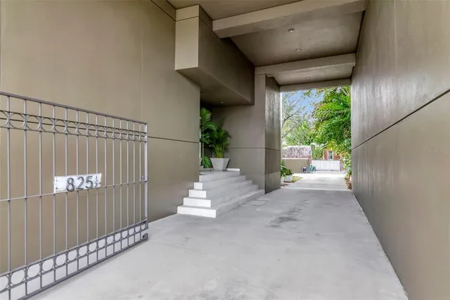 $3,400,000 | 825 Bayshore Boulevard, Unit 1/2, Tampa, FL 33606