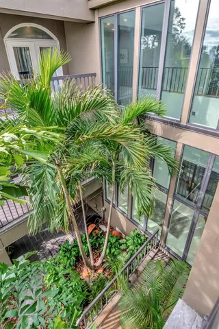 $3,400,000 | 825 Bayshore Boulevard, Unit 1/2, Tampa, FL 33606