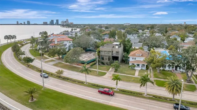 $3,400,000 | 825 Bayshore Boulevard, Unit 1/2, Tampa, FL 33606