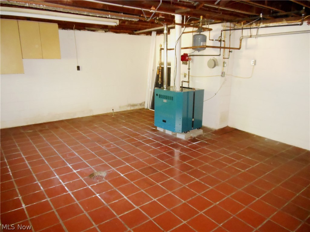 5511 South Ridge Road West Geneva, OH 44041 - Photo 35 of 35 Basement room