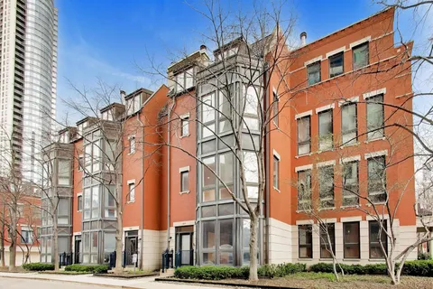 $1,450,000 | 484 North Canal Street, Chicago, IL 60654