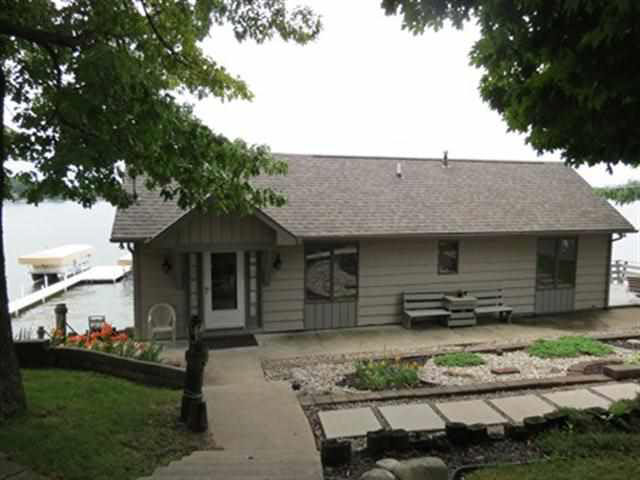 2405 West Sycamore Beach Road Angola, IN 46703 - Photo 2 of 17