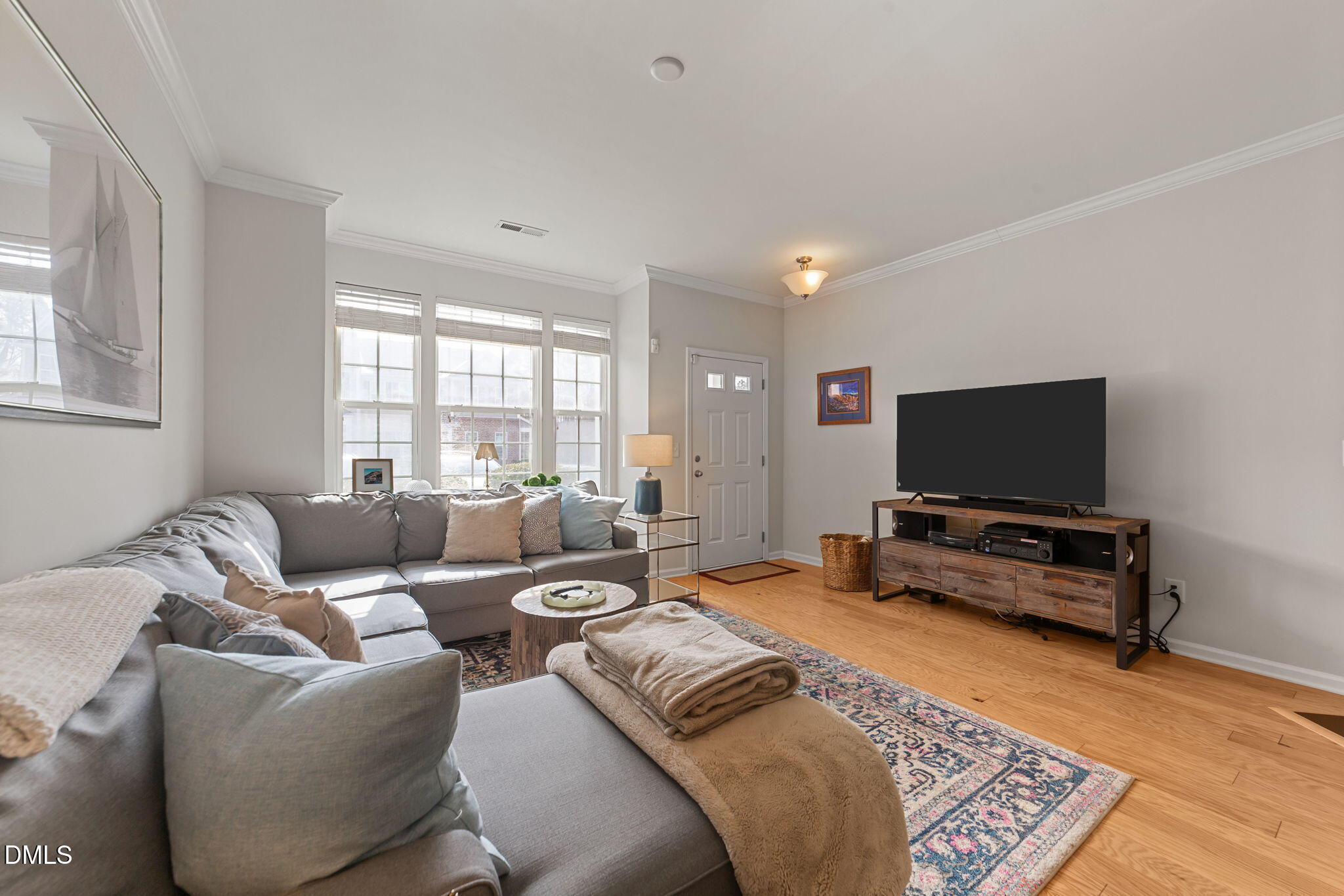 807 Cupola Drive Raleigh, NC 27603 - Photo 4 of 34 Living area to front door