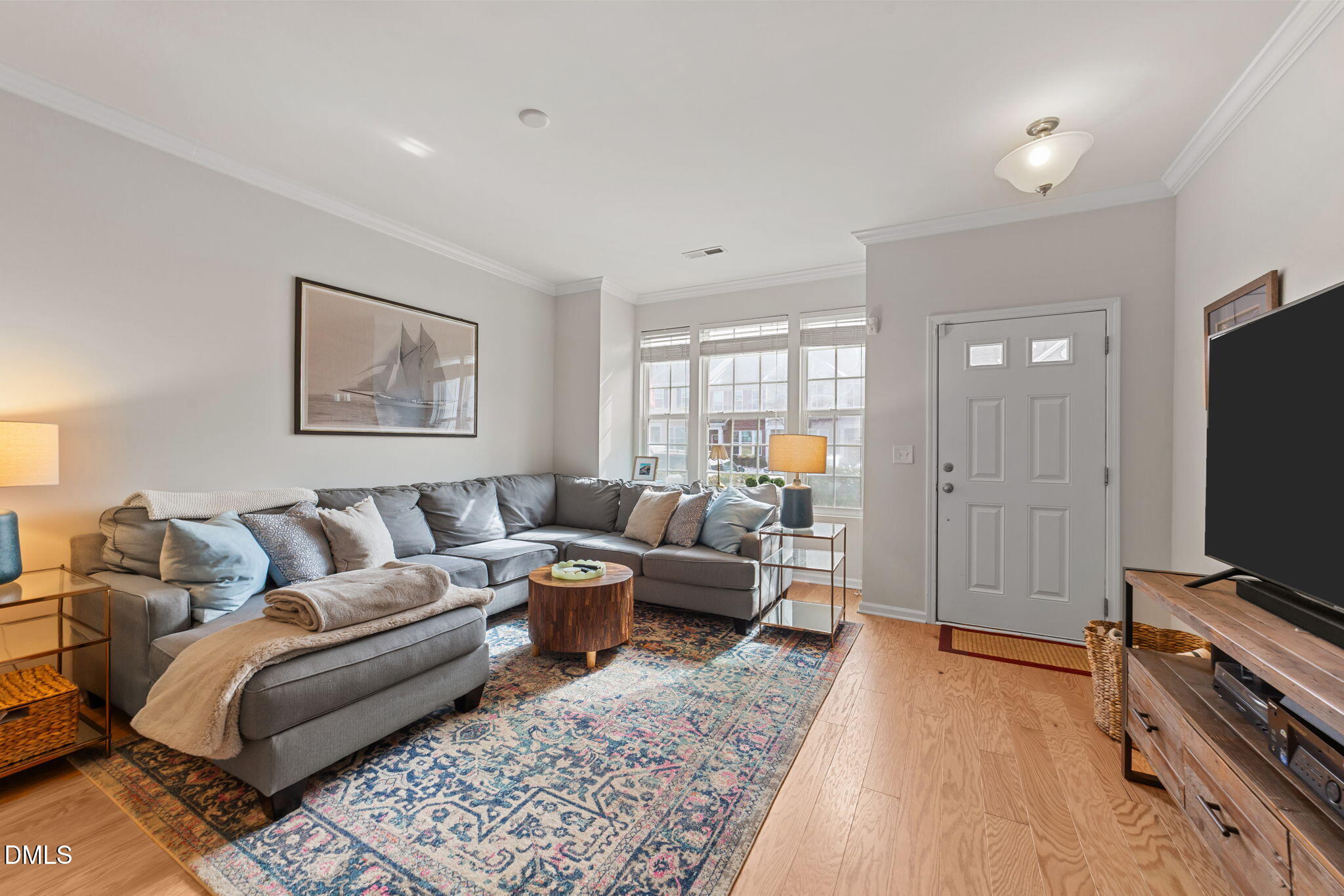 807 Cupola Drive Raleigh, NC 27603 - Photo 6 of 34 Spacious living room