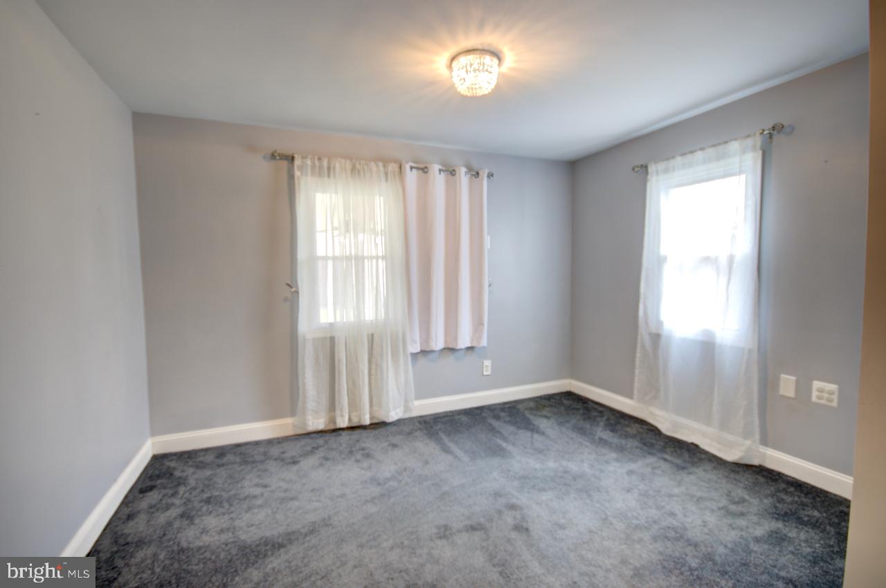 40 Indian Park Road Levittown, PA 19057 - Photo 16 of 23 Gallery Image 16