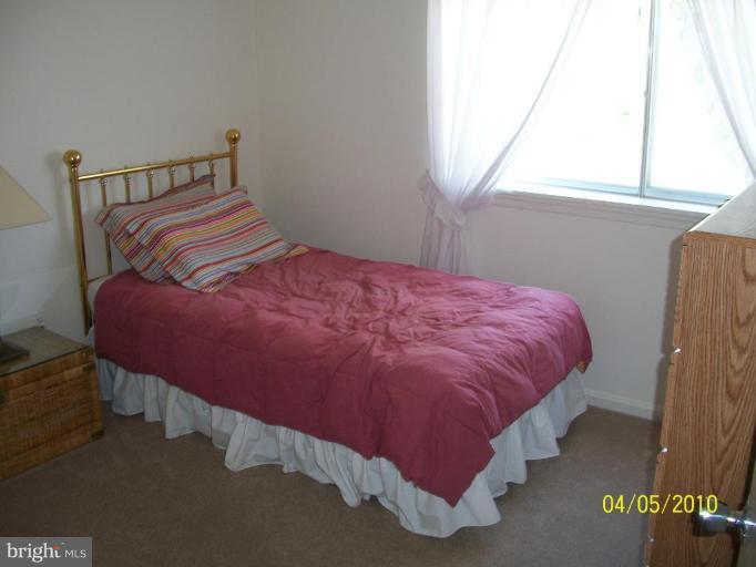 9812 Moyer Road Damascus, MD 20872 - Photo 13 of 19 Bedroom #1