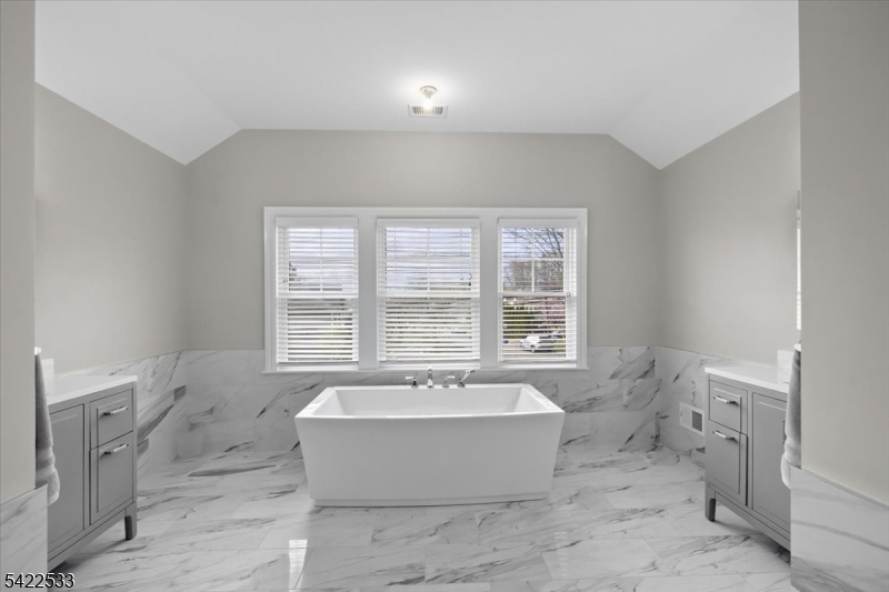 20 Ravine Avenue Wyckoff, NJ 07481 - Photo 40 of 46