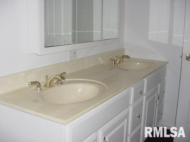 305 Lighthouse Road Harrisburg, IL 62946 - Photo 5 of 7 Gallery Image 5