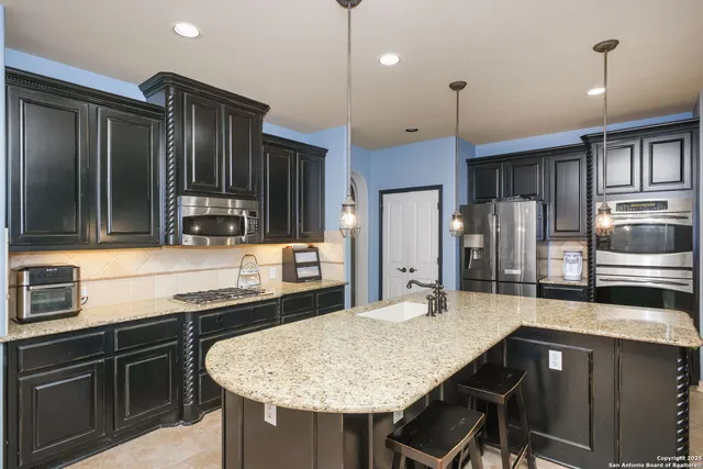 $589,900 | 3623 Pinnacle Drive, San Antonio, TX 78261