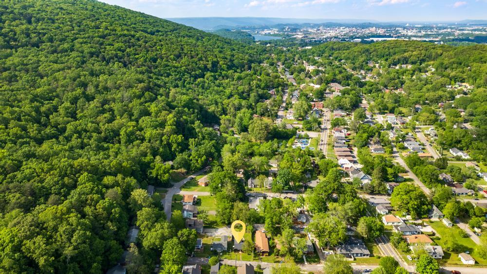 1613 West 52nd Street Chattanooga, TN 37409 - Photo 35 of 35 1613 W 52nd St