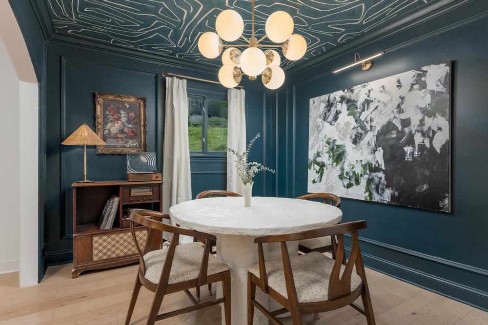 1613 West 52nd Street Chattanooga, TN 37409 - Photo 6 of 35 2025_04_April_1613_W_52nd_St_0022