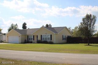 304 Rack Lane Hubert, NC 28539 - Photo 2 of 28 thumbnail_IMG_5006