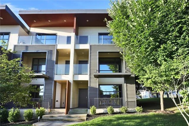 $469,900 | 472 Martin Street Southeast, Unit 1, Atlanta, GA 30312