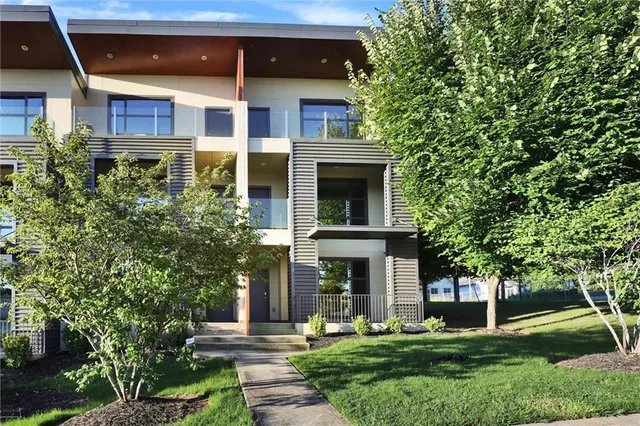 $469,900 | 472 Martin Street Southeast, Unit 1, Atlanta, GA 30312