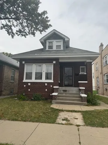 $250,000 | 4830 West Crystal Street, Chicago, IL 60651