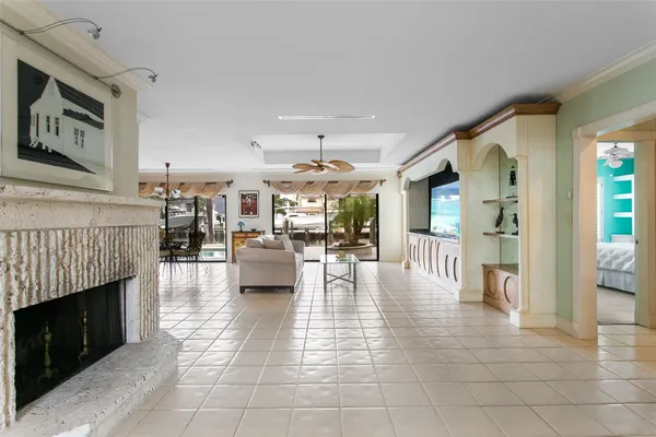 $2,475,000 | 2365 Northeast 28th Street, Lighthouse Point, FL 33064