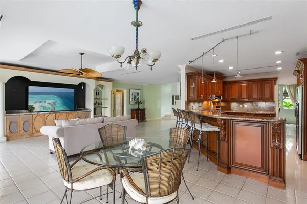 $2,475,000 | 2365 Northeast 28th Street, Lighthouse Point, FL 33064