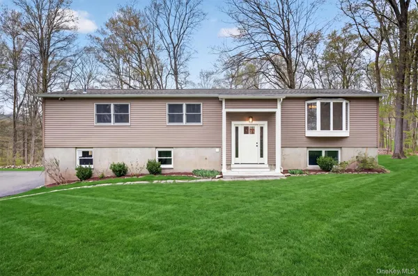 $850,000 | 69 Hy Vue Terrace, Cold Spring, NY 10516