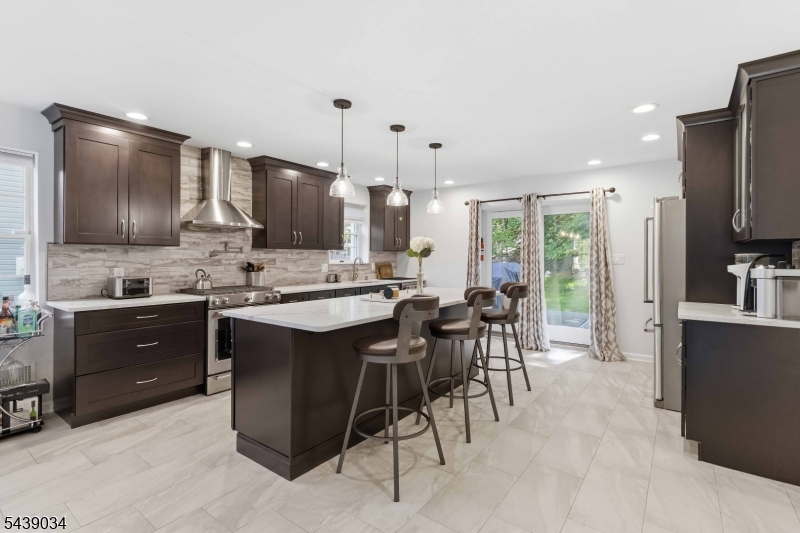 913 High Mountain Road North Haledon, NJ 07508 - Photo 11 of 42