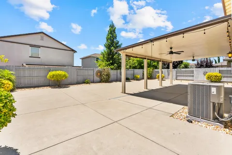 $620,000 | 5453 Mossy Stone Way, Rancho Cordova, CA 95742