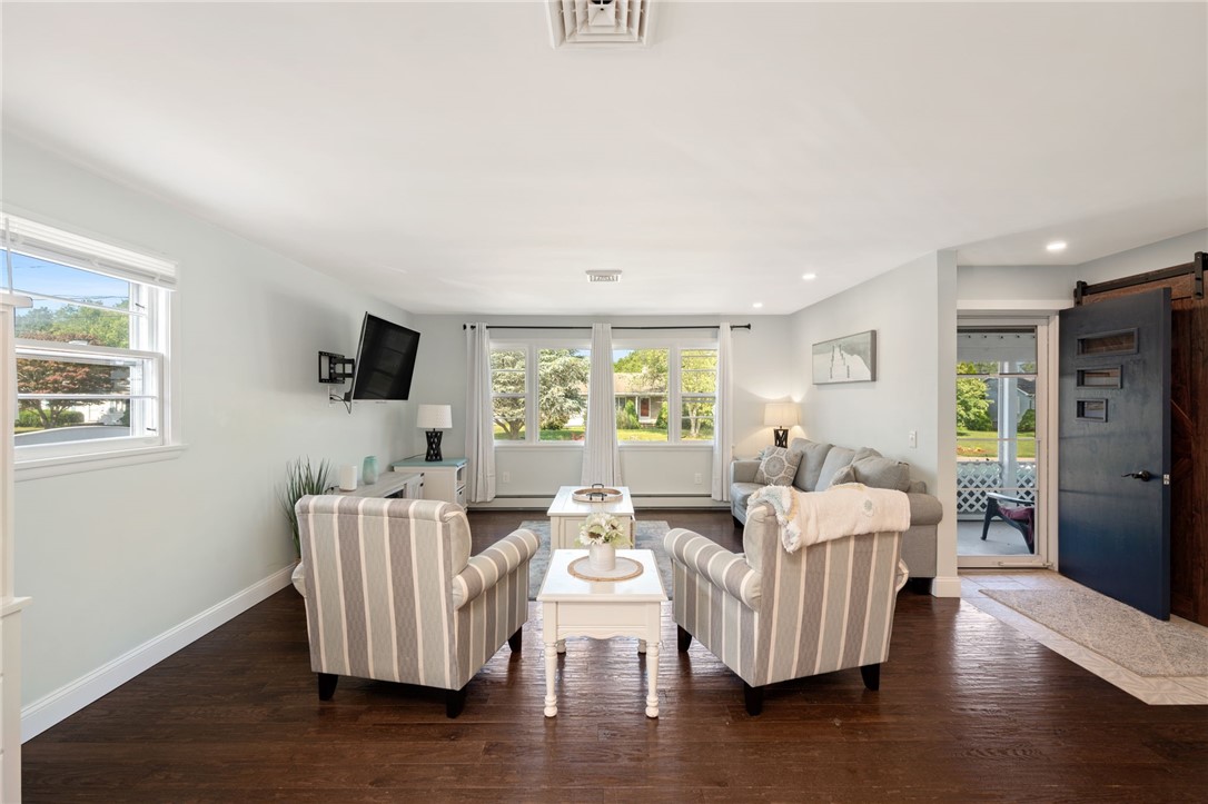 9 Woodlund Avenue Westerly, RI 02891 - Photo 25 of 46