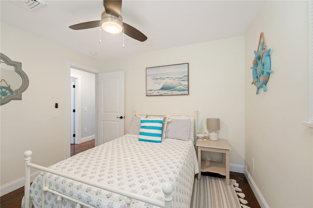 9 Woodlund Avenue Westerly, RI 02891 - Photo 3 of 46