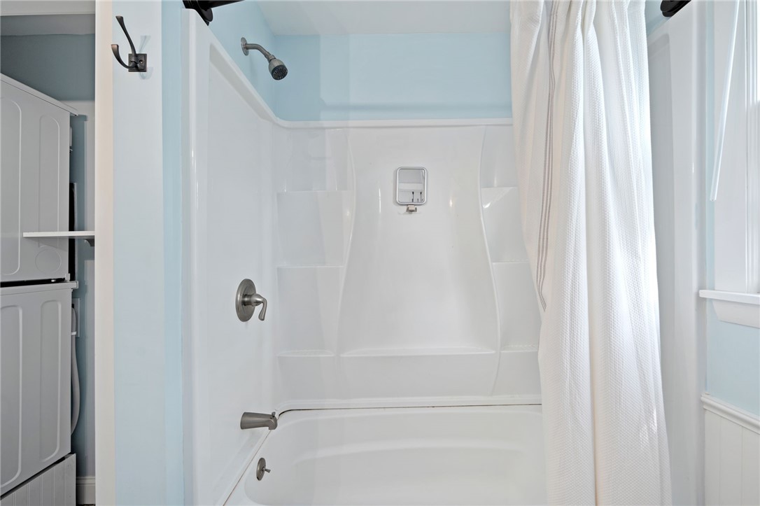 9 Woodlund Avenue Westerly, RI 02891 - Photo 32 of 46