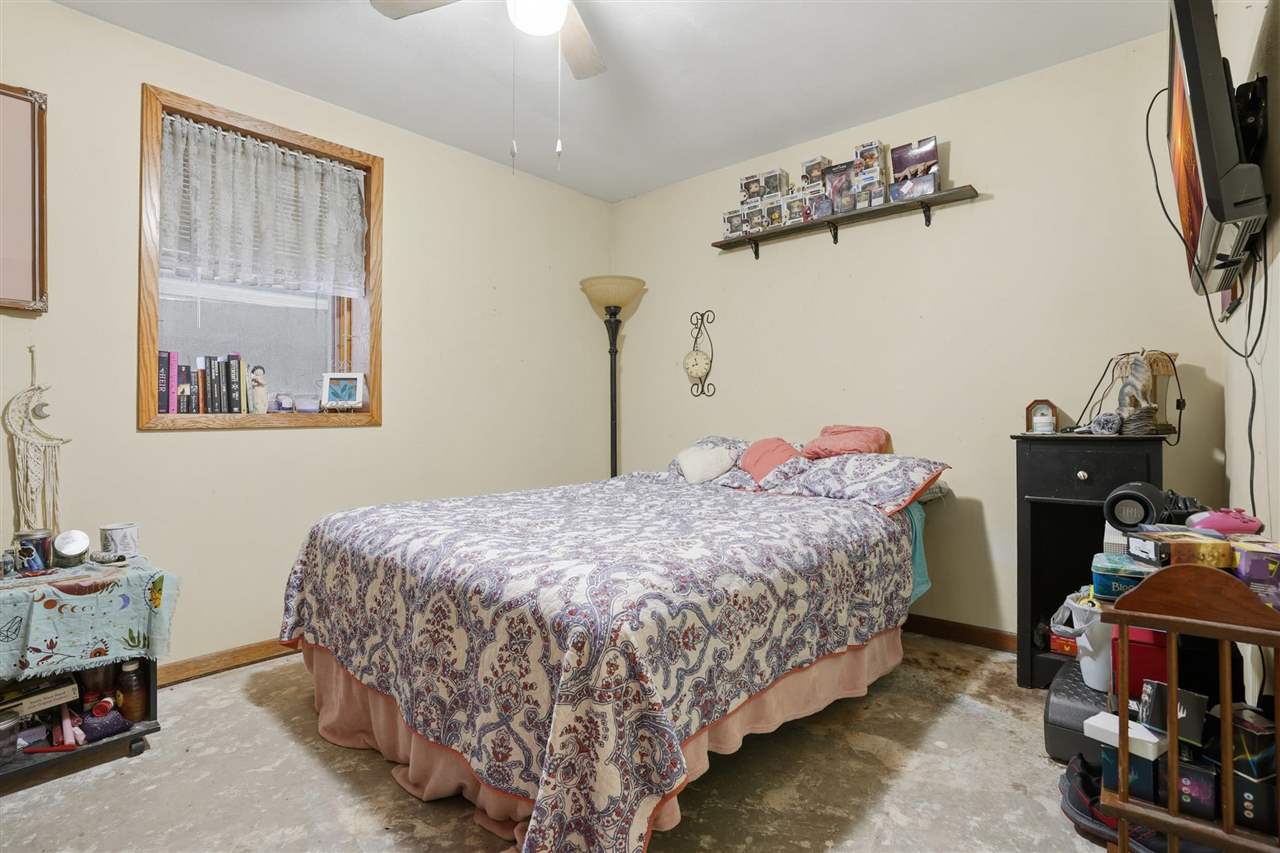 1233 Ridge Road Columbus Junction, IA 52738 - Photo 20 of 38 Gallery Image 20