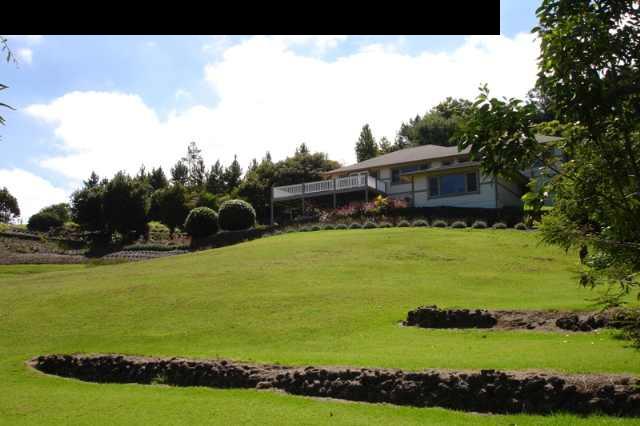 1070 Polipoli Road Kula, HI 96790 - Photo 8 of 20 a view of an ocean with beach